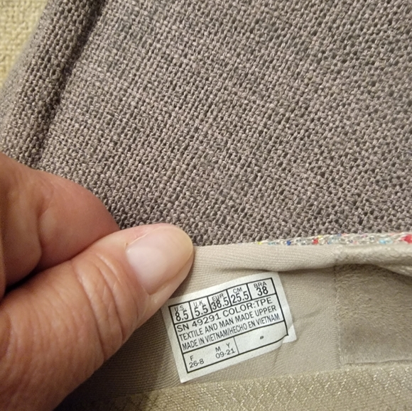 Sketchers - Picture 3 of 4